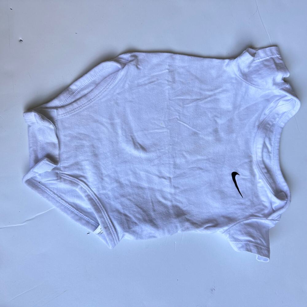 Nike Bodysuit Bundle - Gray and White - Short Sleeve 6 months - Picture 2 of 5